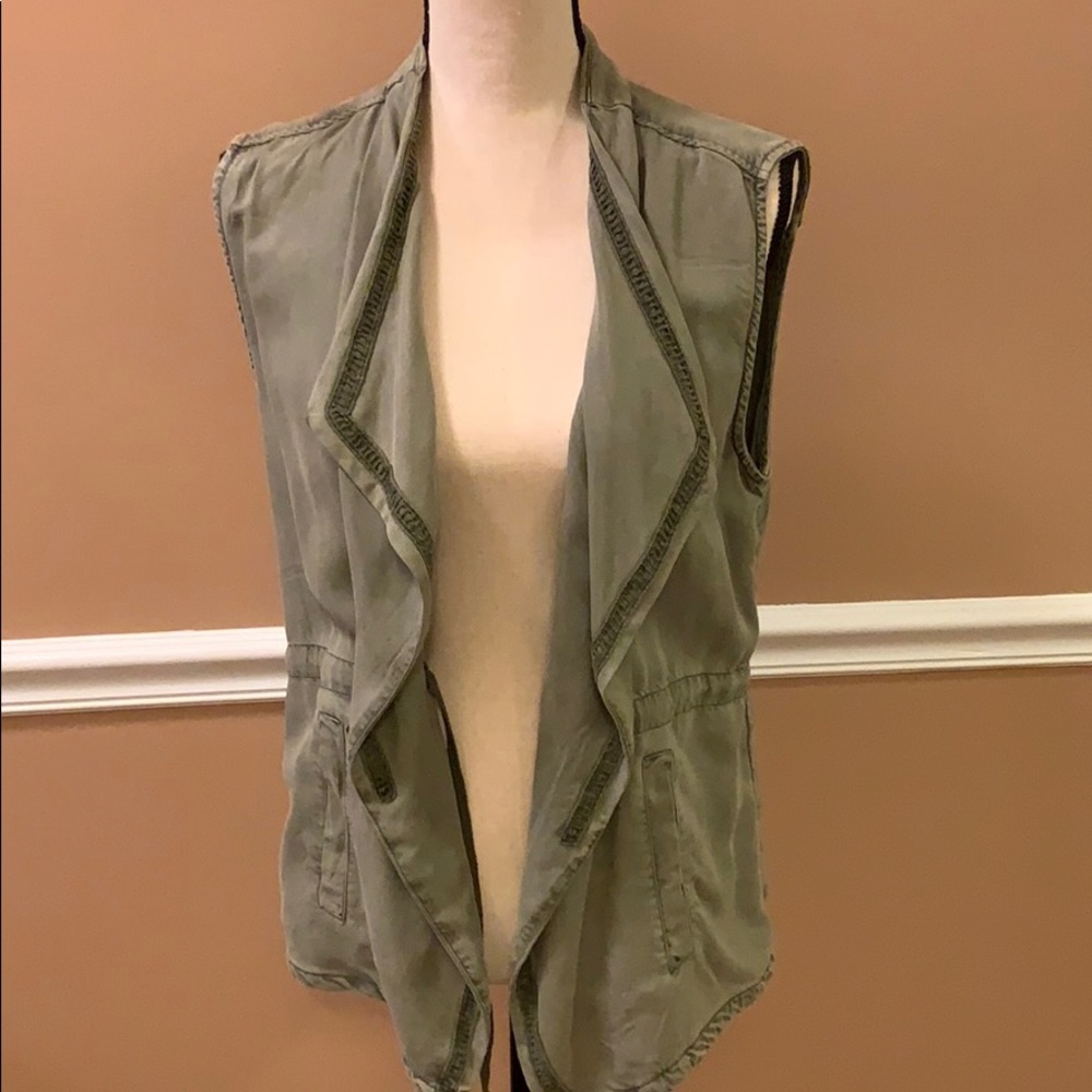 Women’s vest